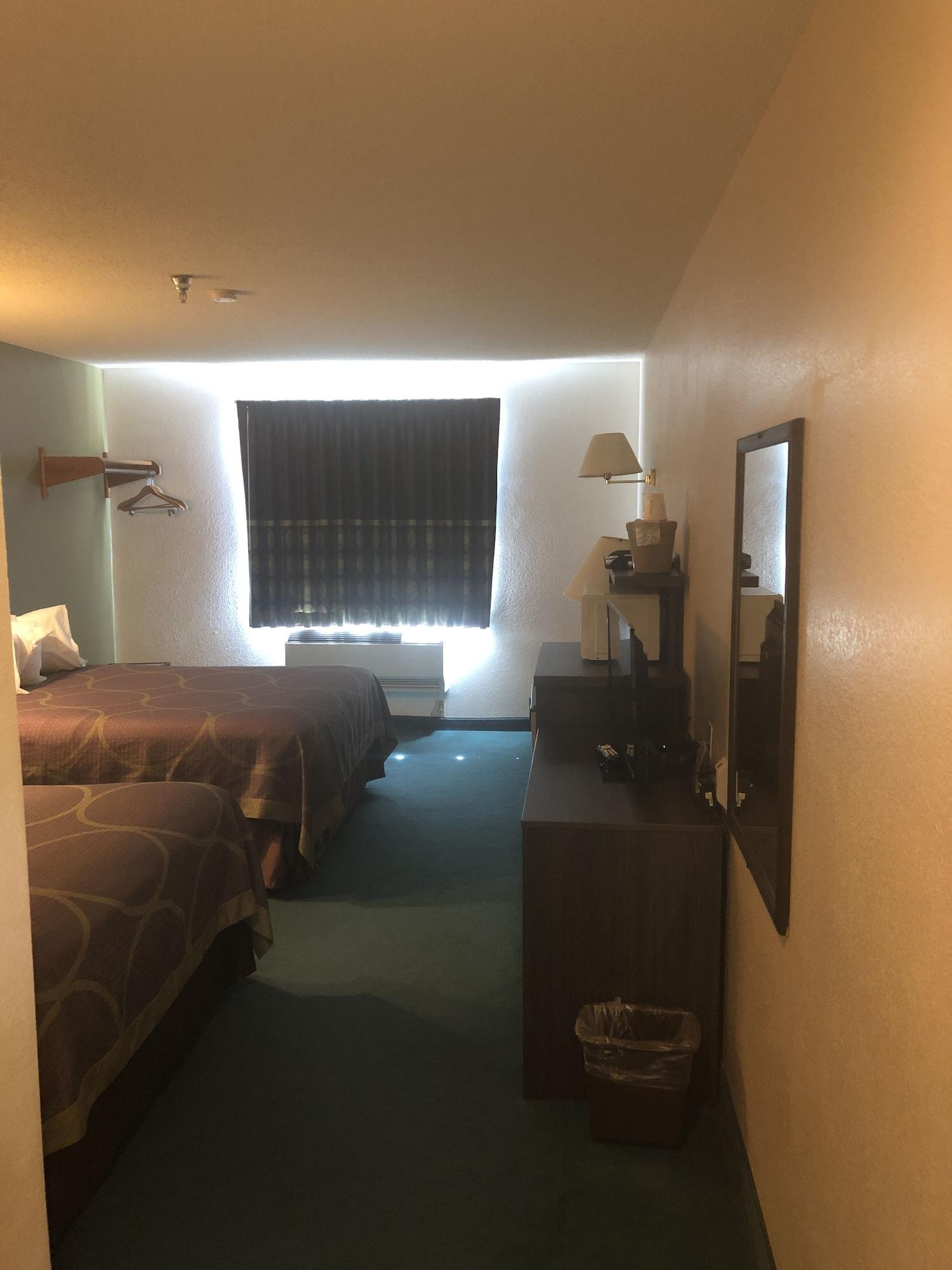 ซูเปอร์ 8 บาย วินด์แฮม ฟลอเรนซ์ แคนนอน ซิตี้ เอ Hotel Florence ภายนอก รูปภาพ