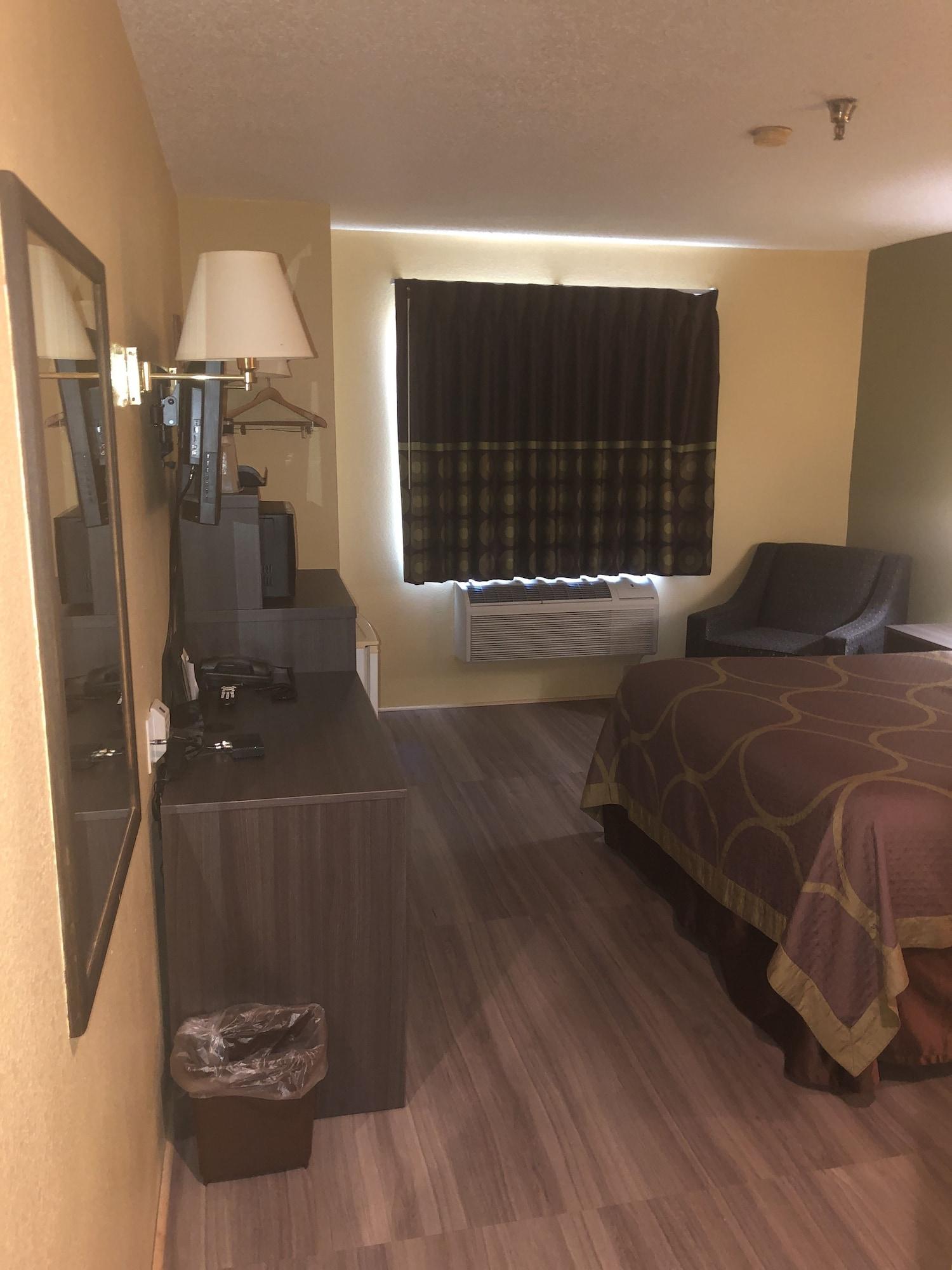 ซูเปอร์ 8 บาย วินด์แฮม ฟลอเรนซ์ แคนนอน ซิตี้ เอ Hotel Florence ภายนอก รูปภาพ