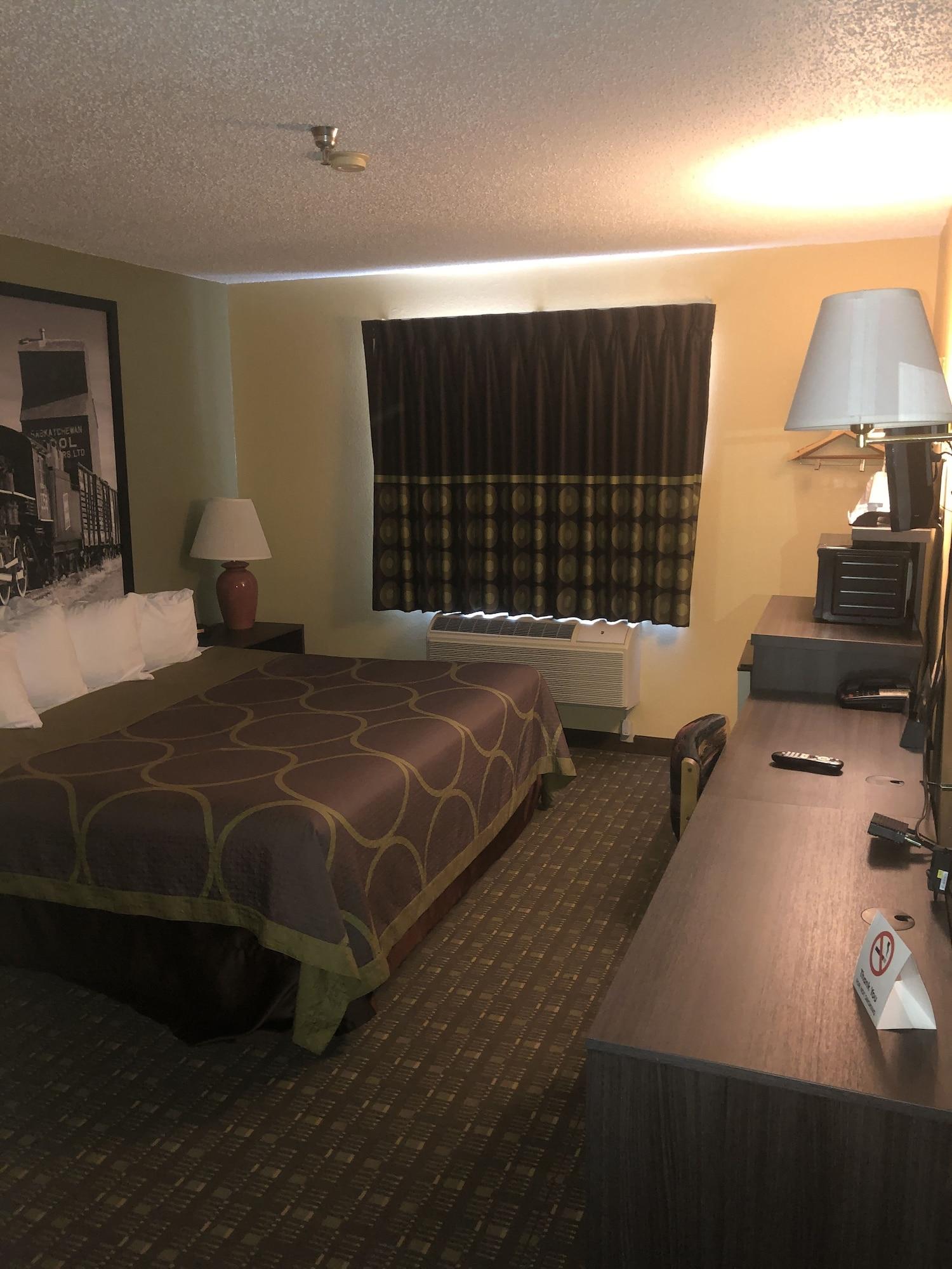 ซูเปอร์ 8 บาย วินด์แฮม ฟลอเรนซ์ แคนนอน ซิตี้ เอ Hotel Florence ภายนอก รูปภาพ