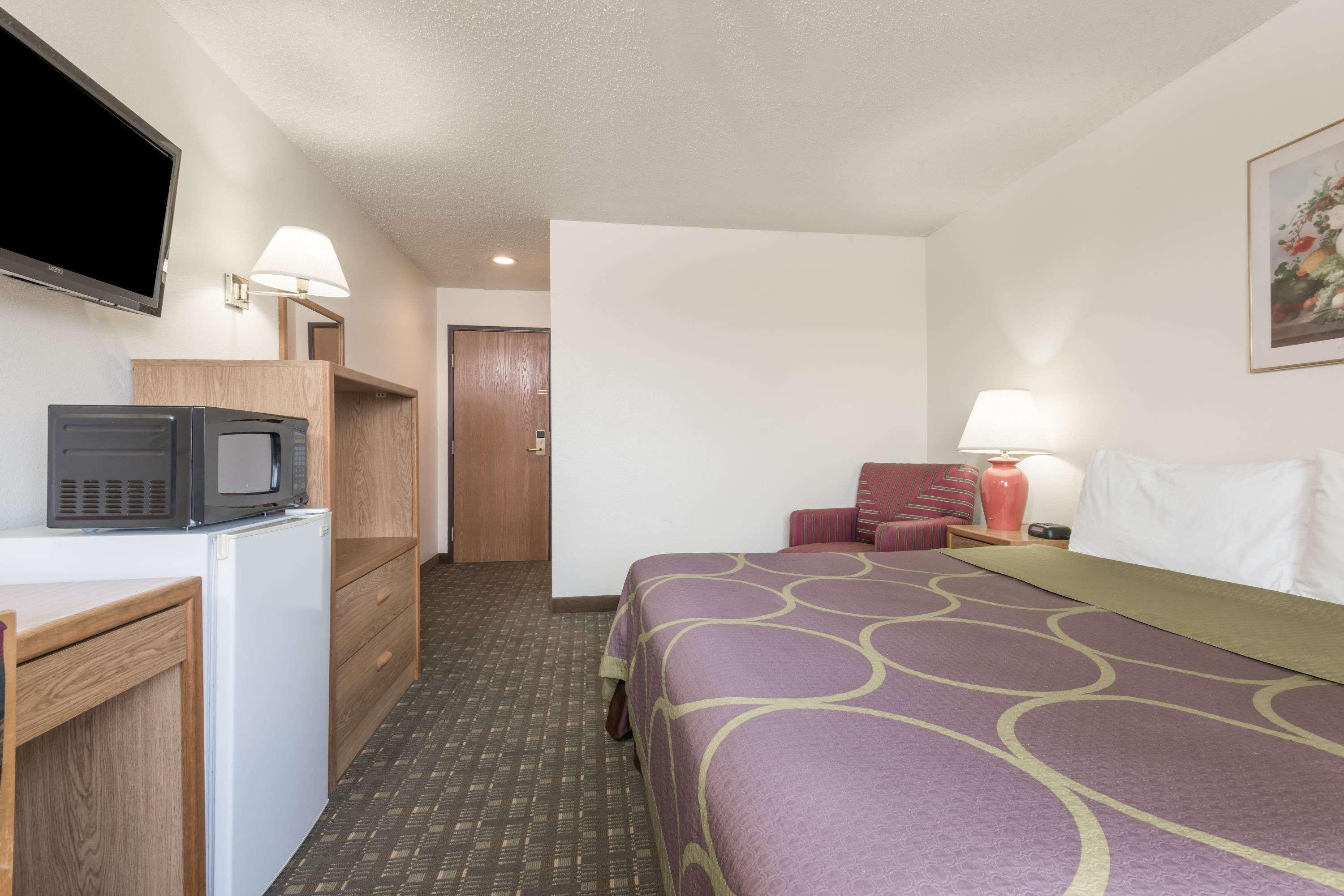ซูเปอร์ 8 บาย วินด์แฮม ฟลอเรนซ์ แคนนอน ซิตี้ เอ Hotel Florence ภายนอก รูปภาพ