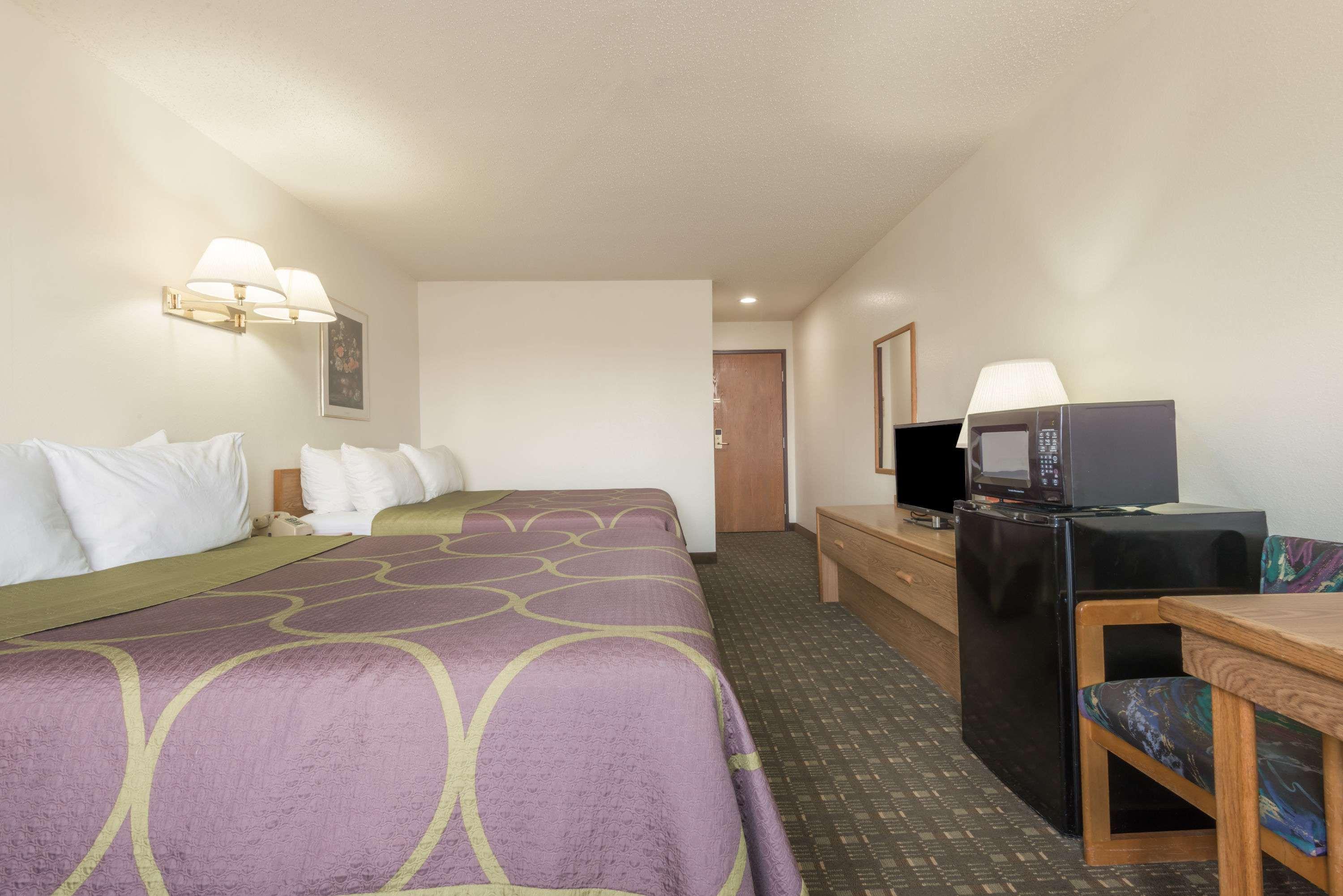 ซูเปอร์ 8 บาย วินด์แฮม ฟลอเรนซ์ แคนนอน ซิตี้ เอ Hotel Florence ภายนอก รูปภาพ